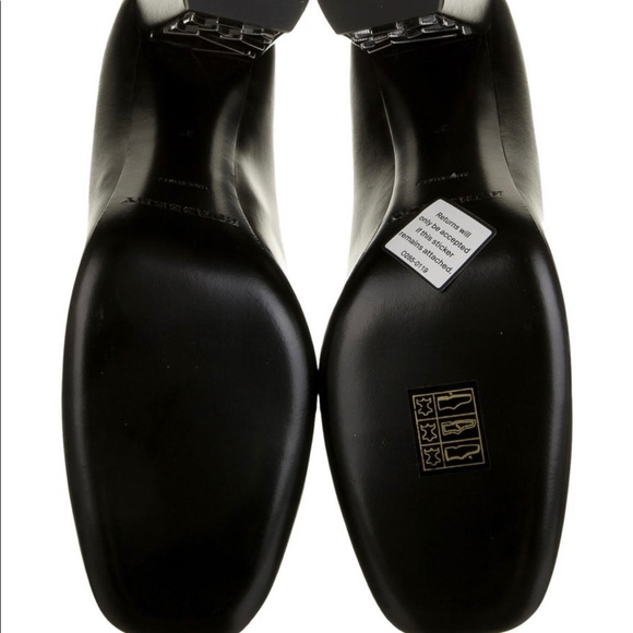 Authentic Leather Pumps - Picture 2 of 6